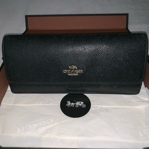 COACH Black cross grain leather wallet